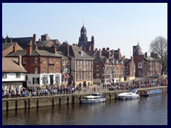 Views of River Ouse 03 - Park Inn to the left